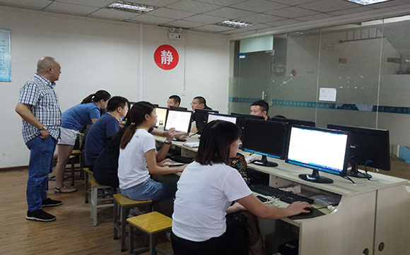 学校环境